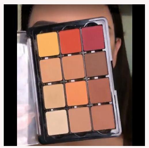 Glitzer Metallische gemischte Farbe Augenschatten Palette Elegante Satin Matte Mineralzutat 1